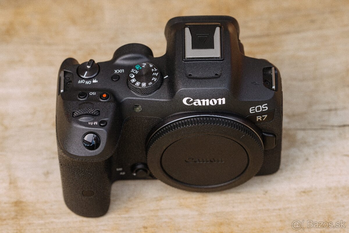 Canon EOS R7 - 6