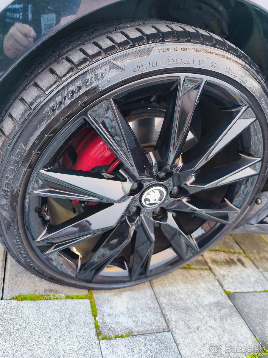 Škoda Octavia 3 RS Combi 135KW - 6