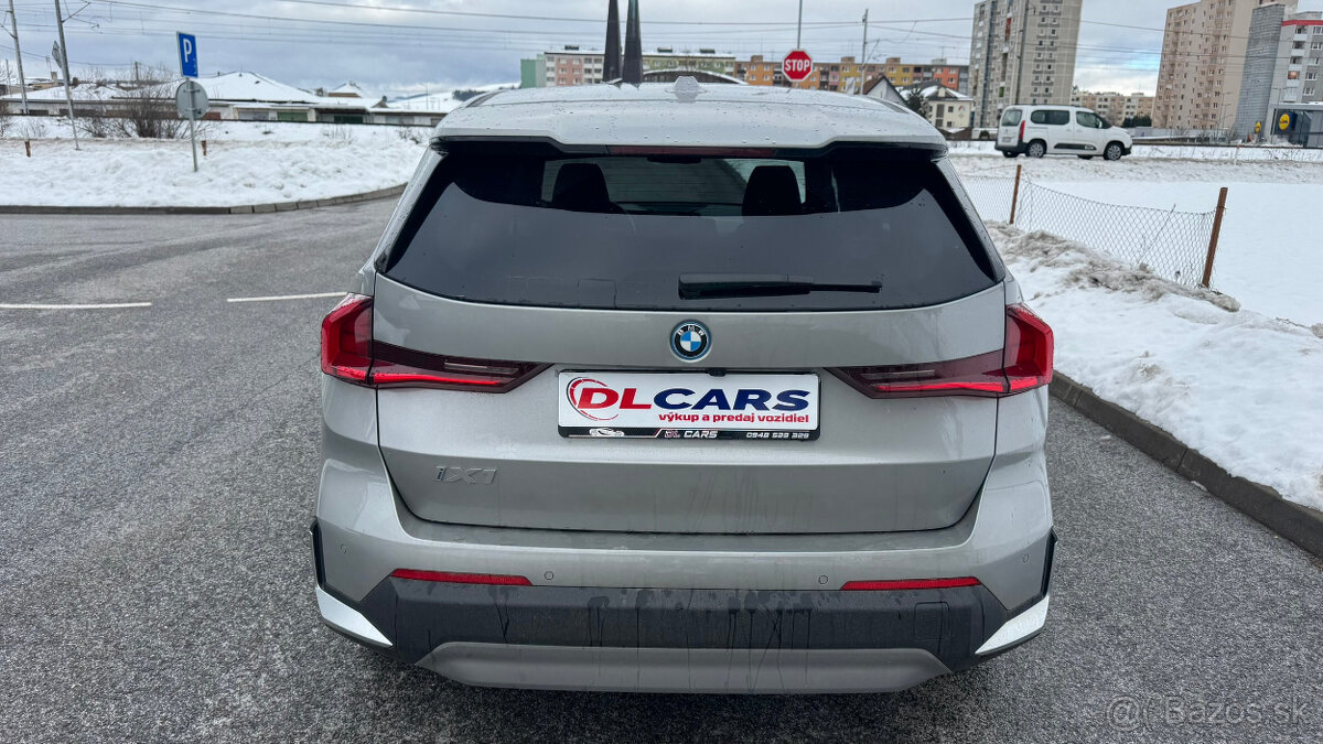 BMW iX1 - 6