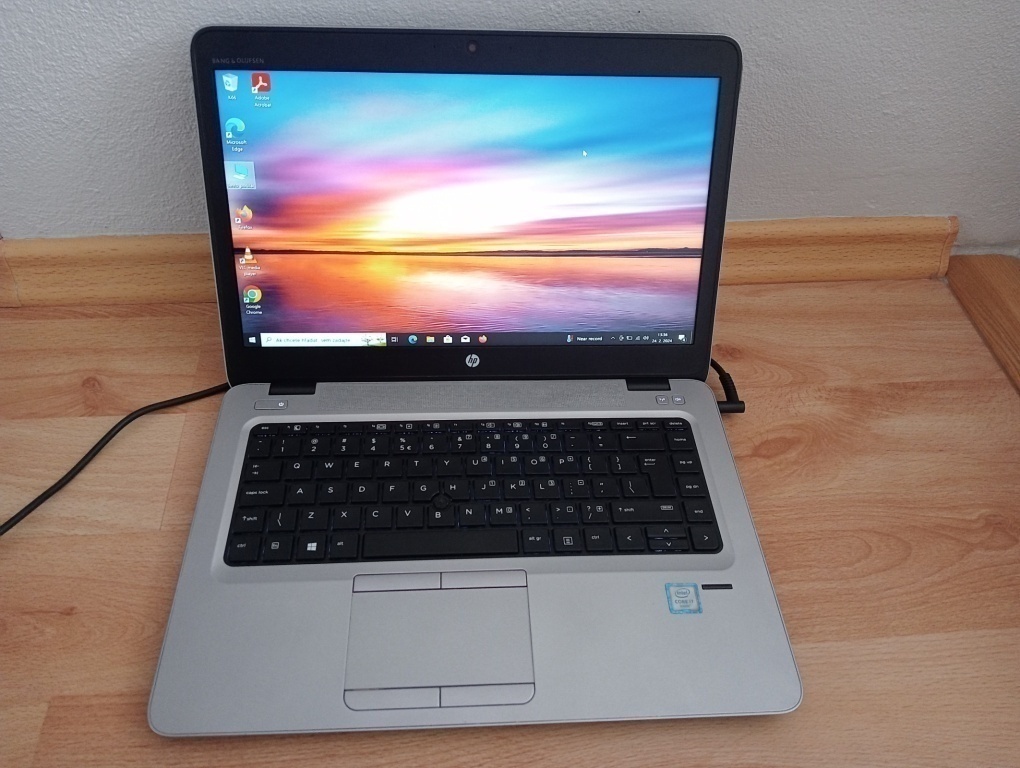 predám HP elitebook 840 g3 - Intel core i7 -8gb ram - ssd - 6