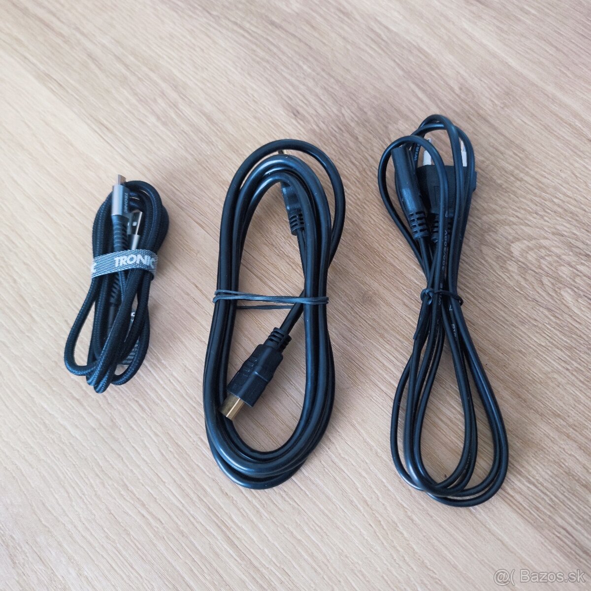 PlayStation 4 500GB + ovládač a hry - 6