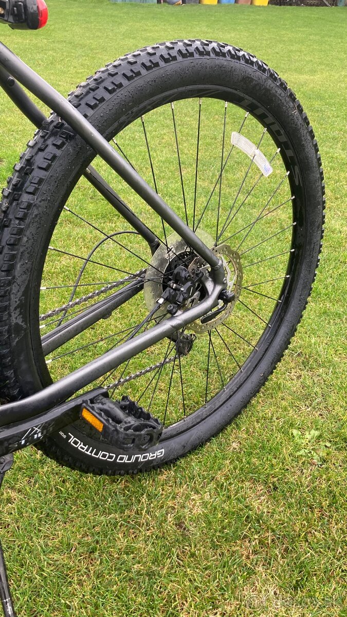 Horský bicykel SPECIALIZED - 6