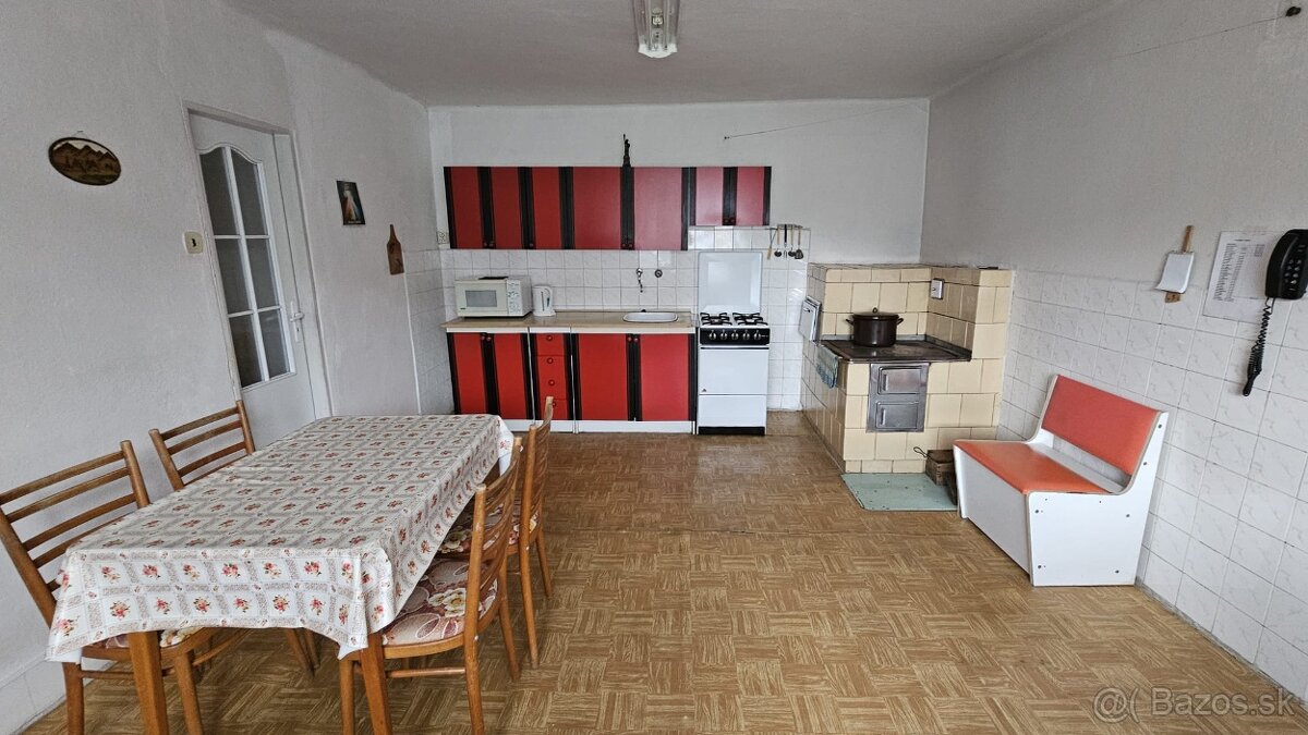 RODINNÝ DOM V OBCI JURKOVÁ VOĽA,LEN 5 MINÚT OD MESTA SVIDNÍK - 6