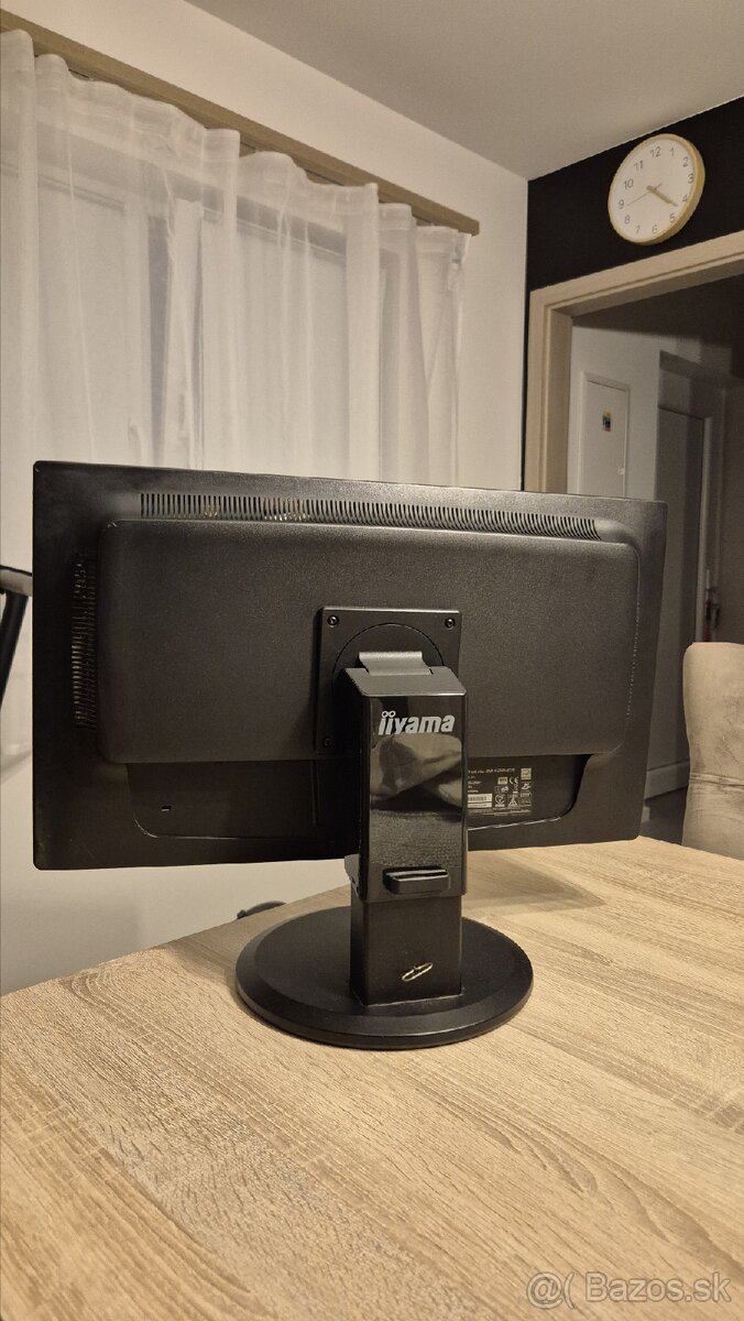 24' monitor - Iiyama ProLite B2409HDS - 6