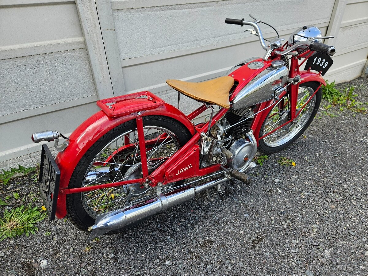 Jawa 250 Special - 6