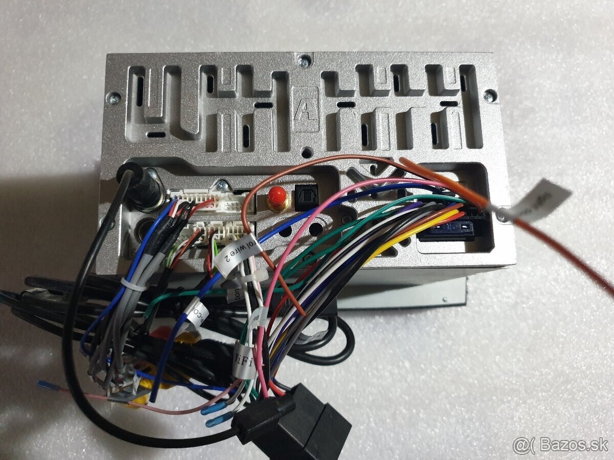 Predam autoradia na Mercedes C ,E,S - 6