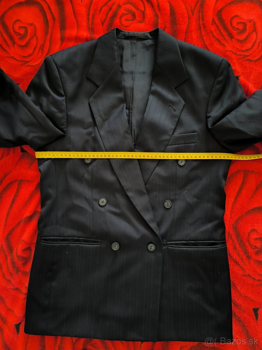 Pánsky tmavomodrý oblek. - 6