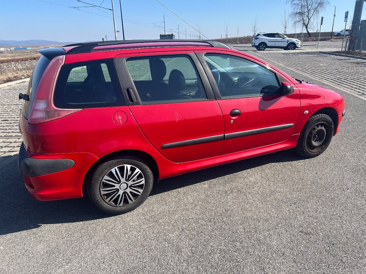 Predám Peugeot 206SW 1.4 55kw - 6