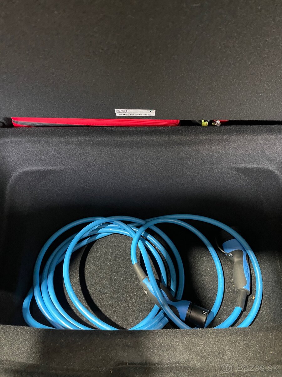 Tesla model Y Juniper LR RWD - 6