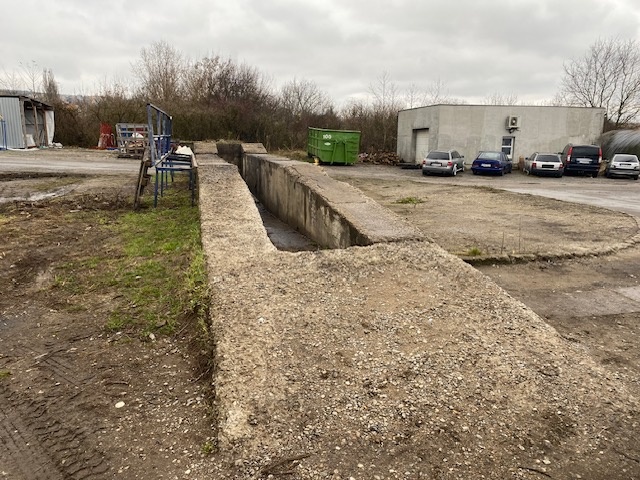 Priestor pre servis osobných a nákladných vozidiel - 6