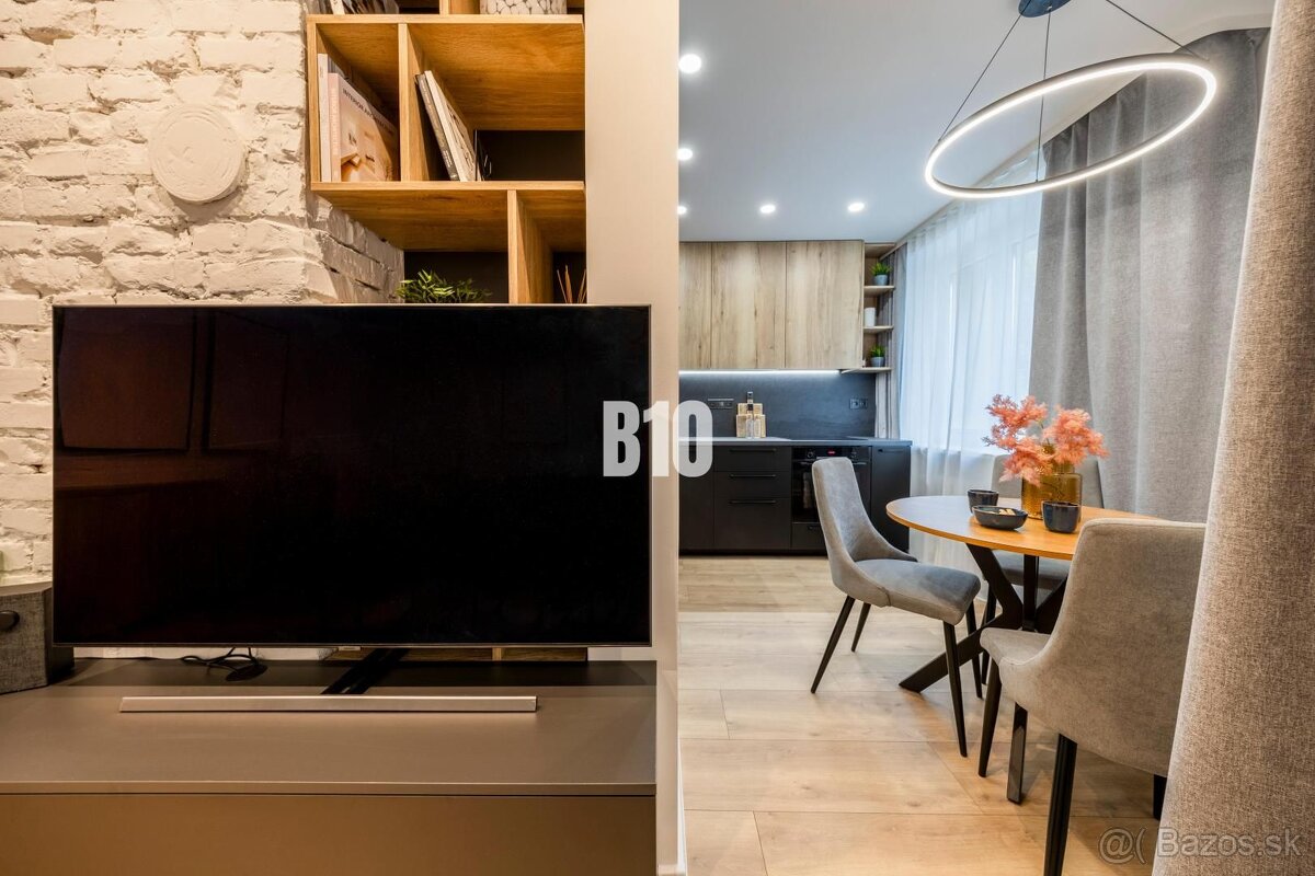 REZERVOVANÉ - SVÄTOPLUKOVA - 3IZBOVÝ BYT, KTORÝ VÁM VYRAZÍ D - 6