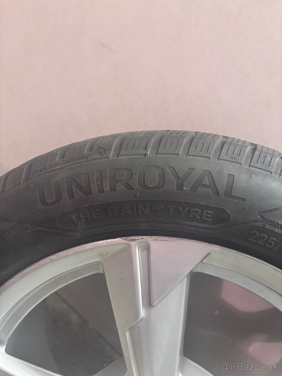Pneumatiky Audi 225/55 R18 - 6