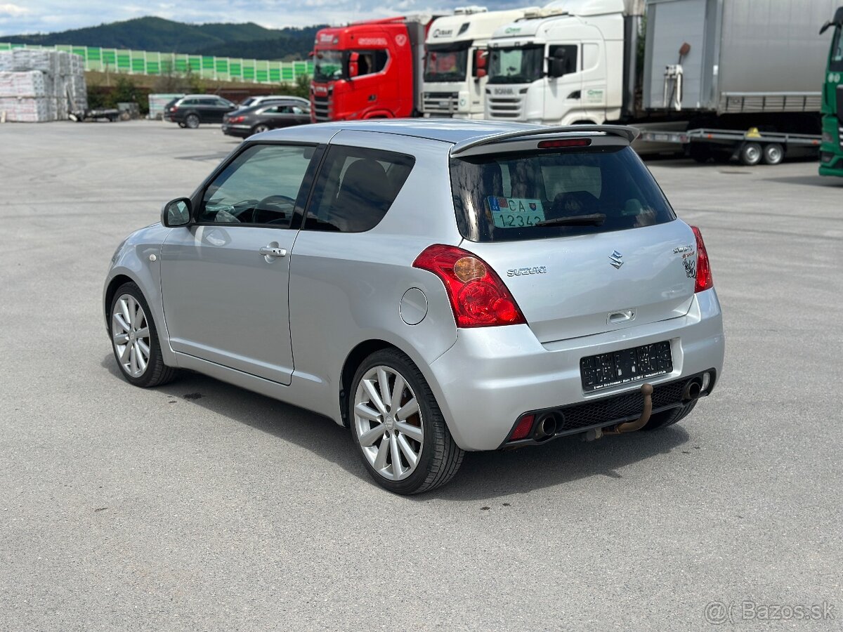 Suzuki Spift Šport -škoda Renault clio Toyota Ford - 6