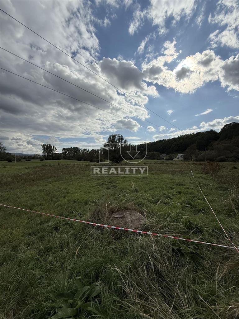 TUreality Vám ponúka na predaj pozemok pre rodinný dom - 6