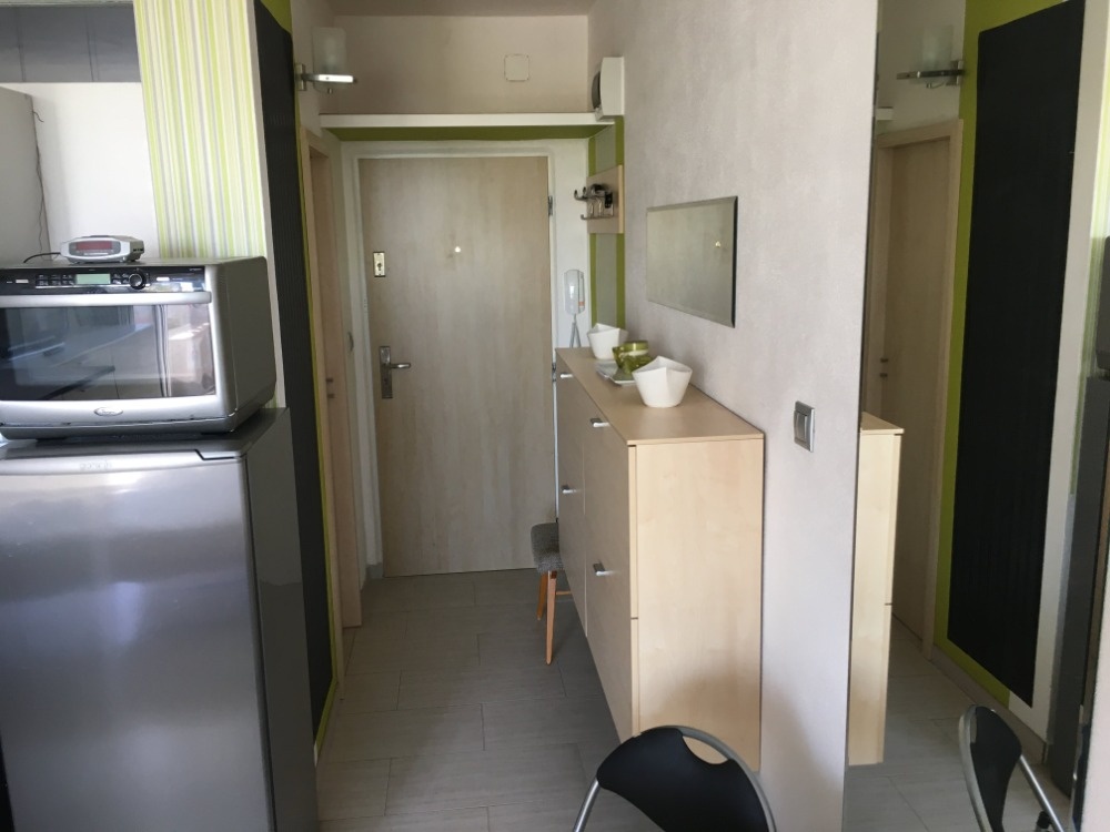 Prenájom veľká garsónka,ul. Lúčna Nitra Chrenová, balkón - 6