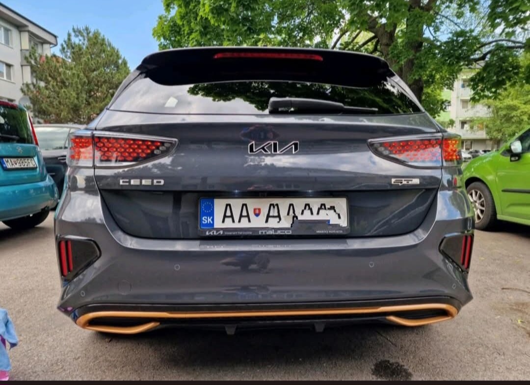 Kia logo cierne /nalepky/ - 6