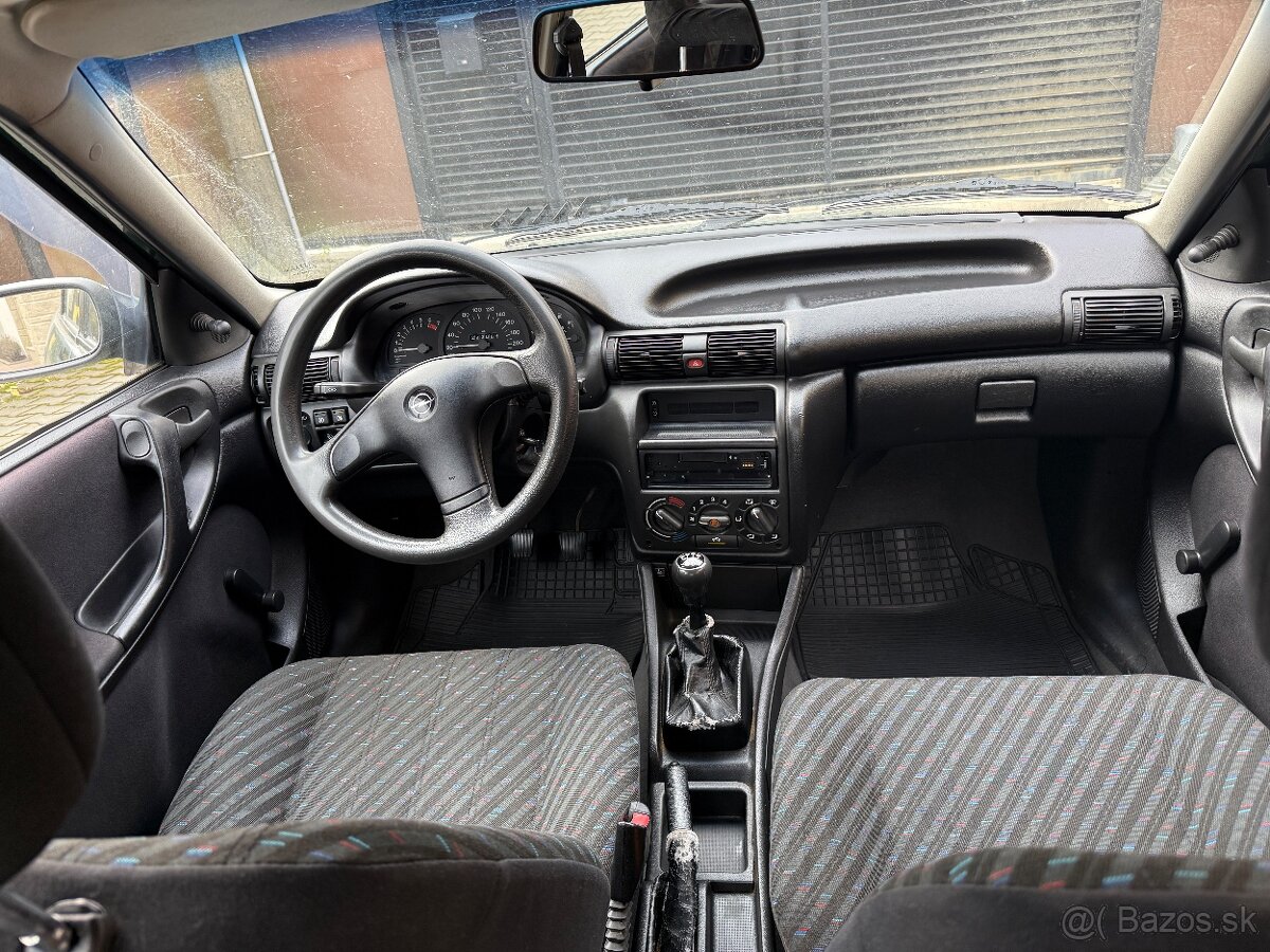 Opel astra 1,6, benzin, 2001, zimne pneu, - 6