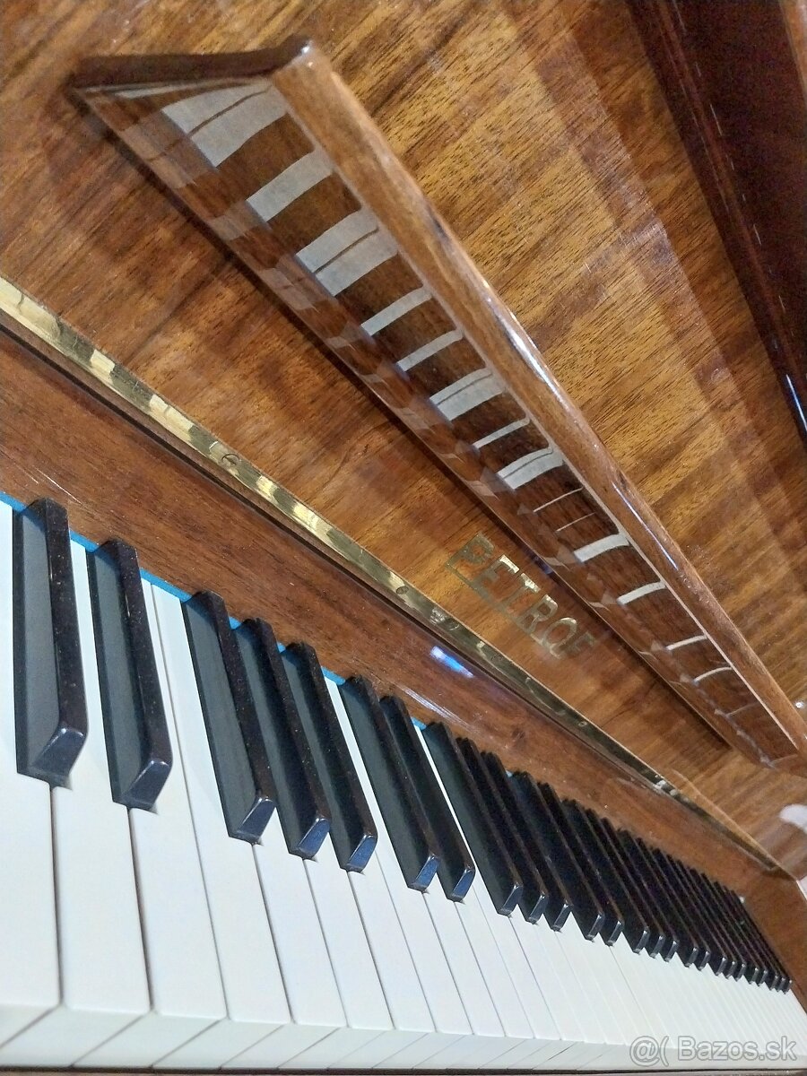Luxusné Pianino Petrof ... znížená cena 1200e - 6