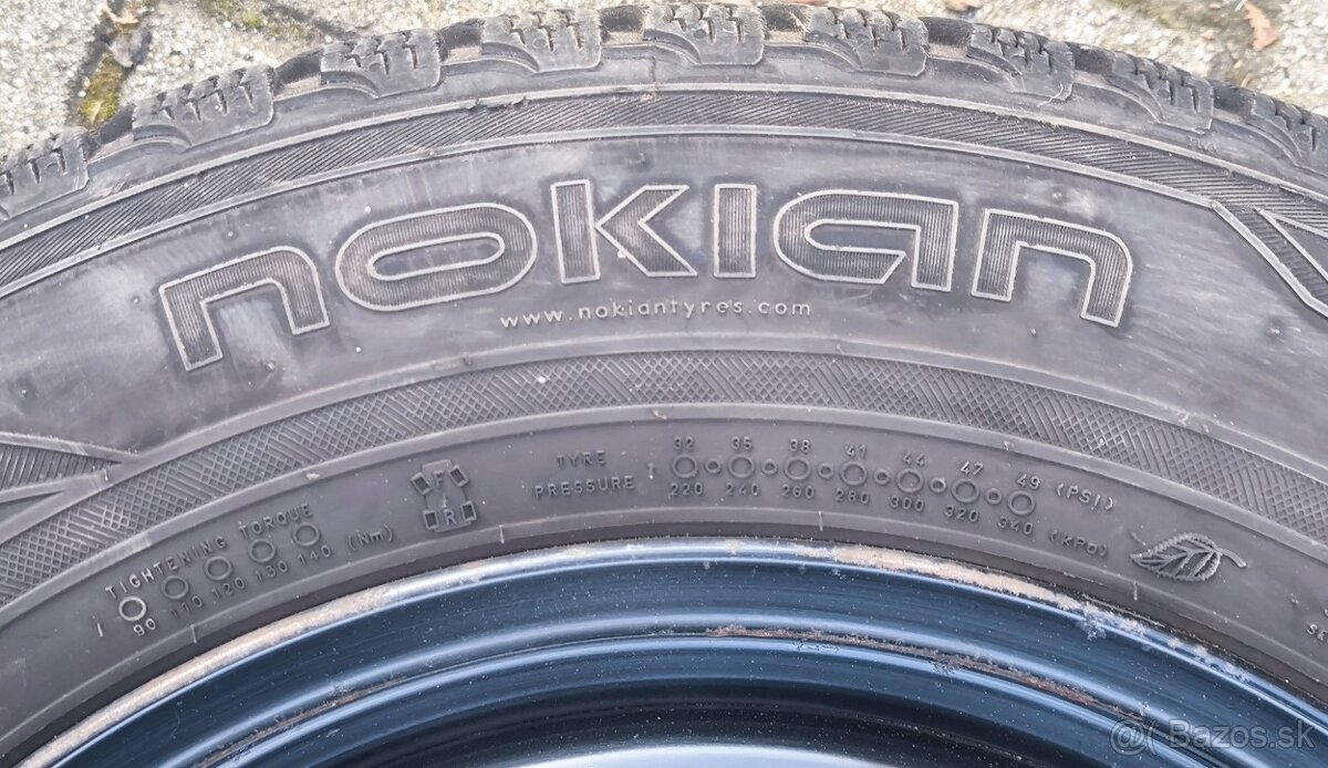 Zimná sada ŠKODA OCTAVIA-KODIAQ 215/65/R17 s puklicami - 6