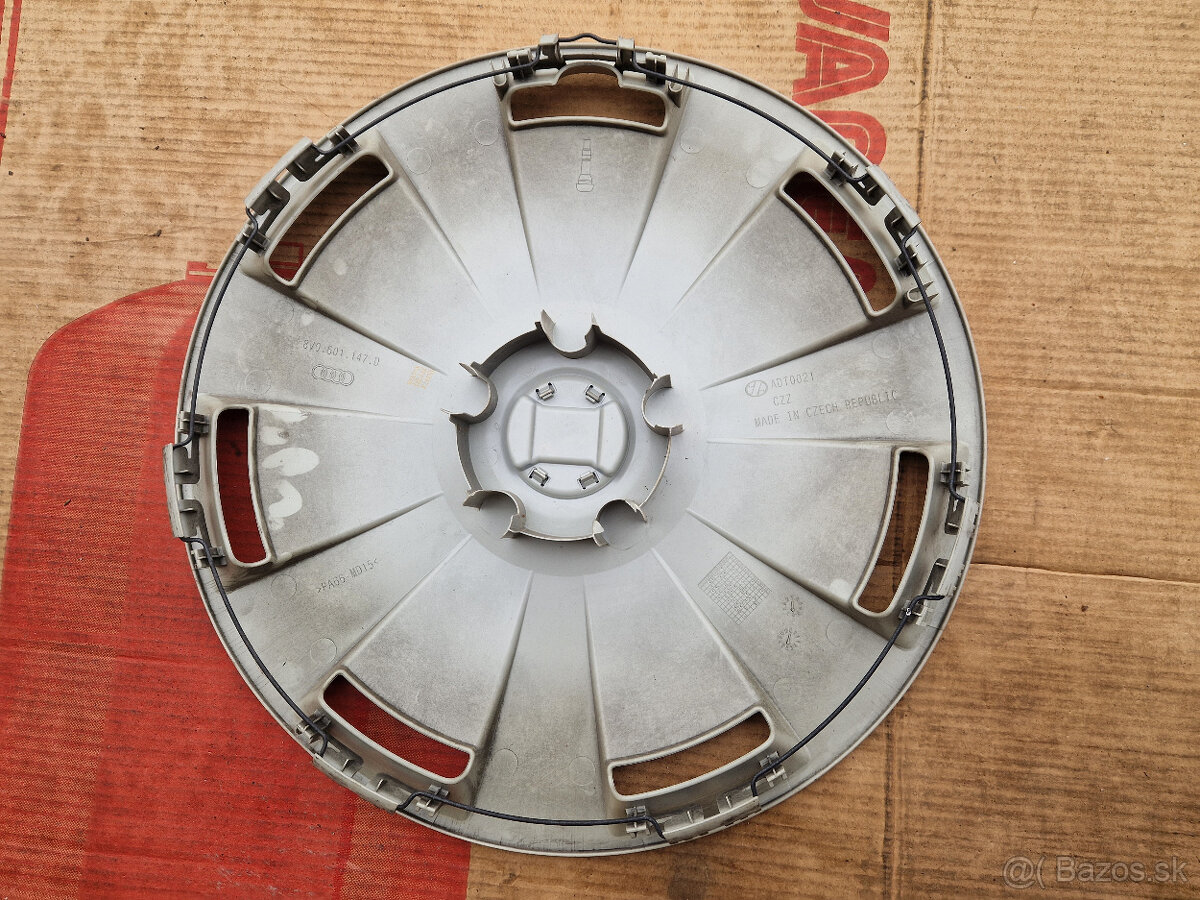 R16 puklice audi r16 kryty kol disku 16 Puklice Audi - 6