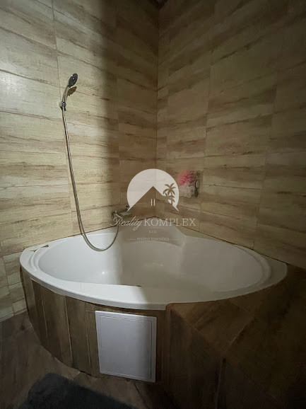 LEN U NÁS Reality KOMPLEX s.r.o. Vám ponúka NA PREDAJ - 6