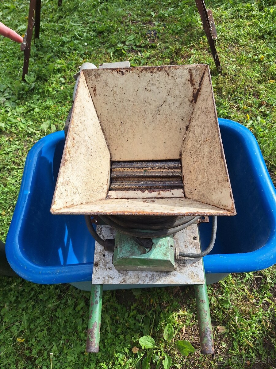 Elektrický mlynček na hrozno - 6