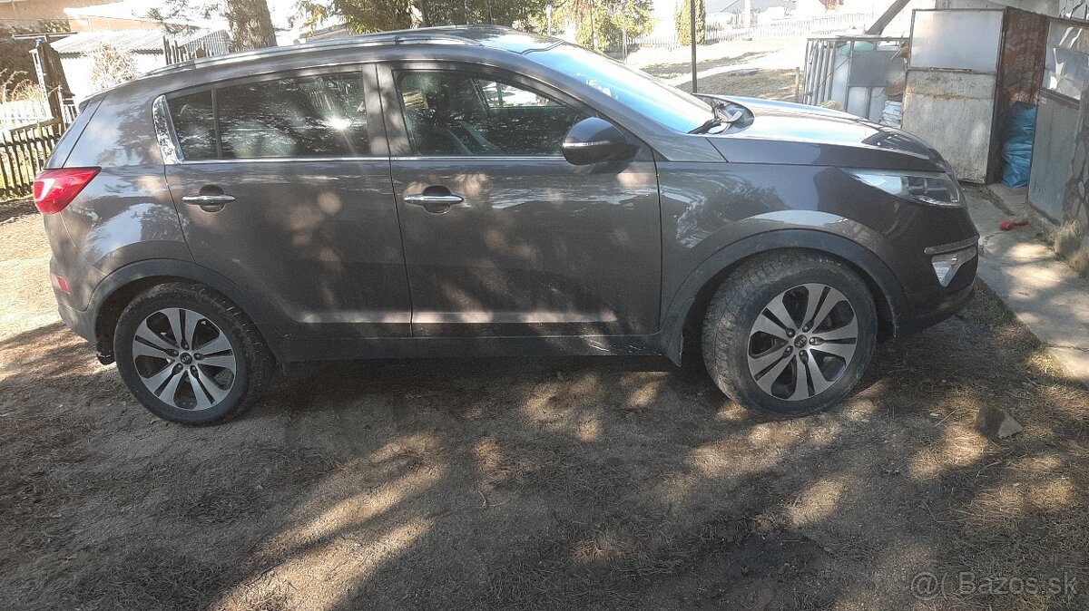 KIA Sportage 1.7 CRDI - 6