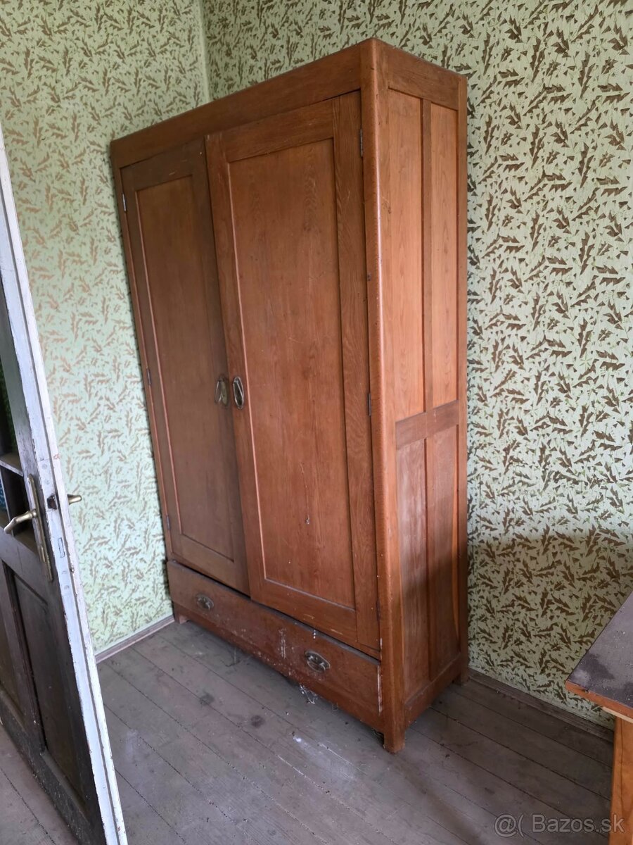 Na predaj starý nábytok - 6