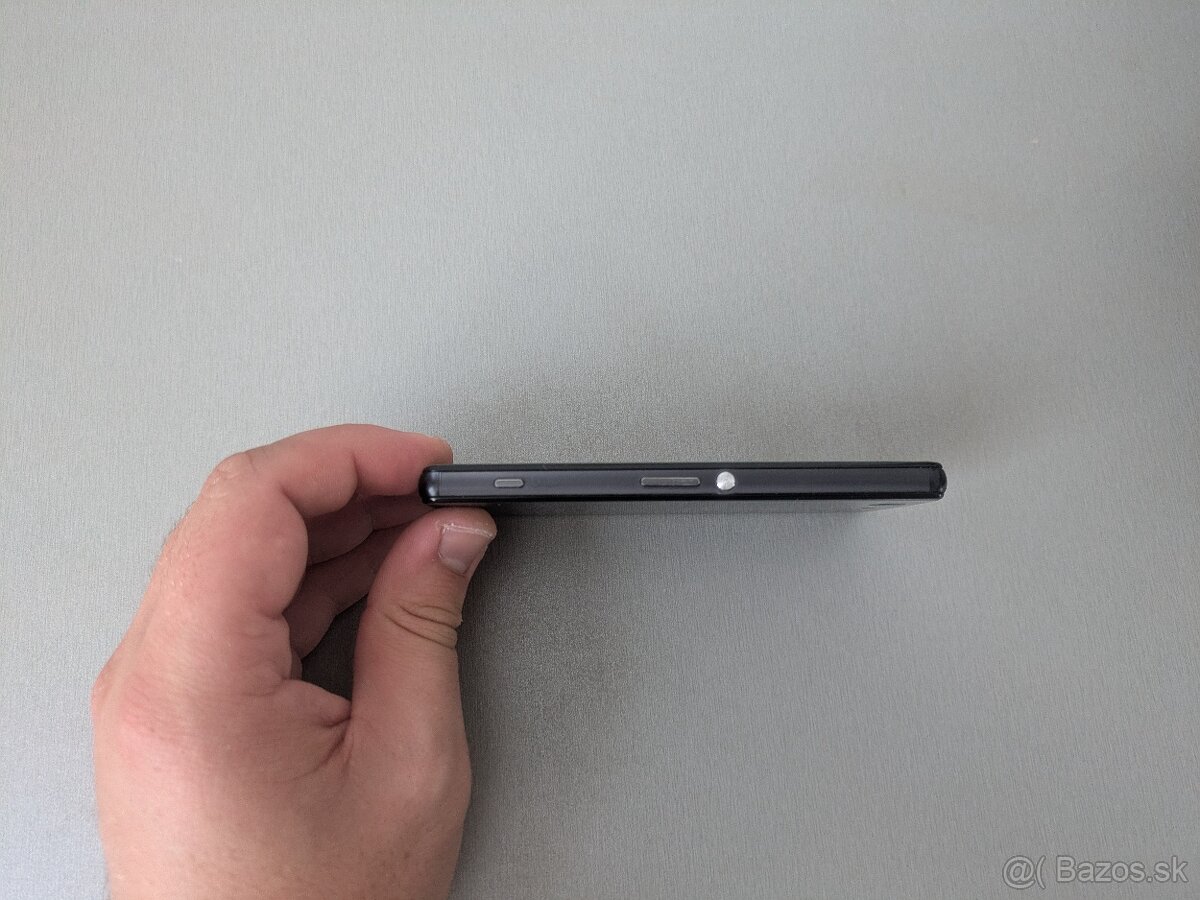 Sony Xperia Z3 Compact v super stave - 6