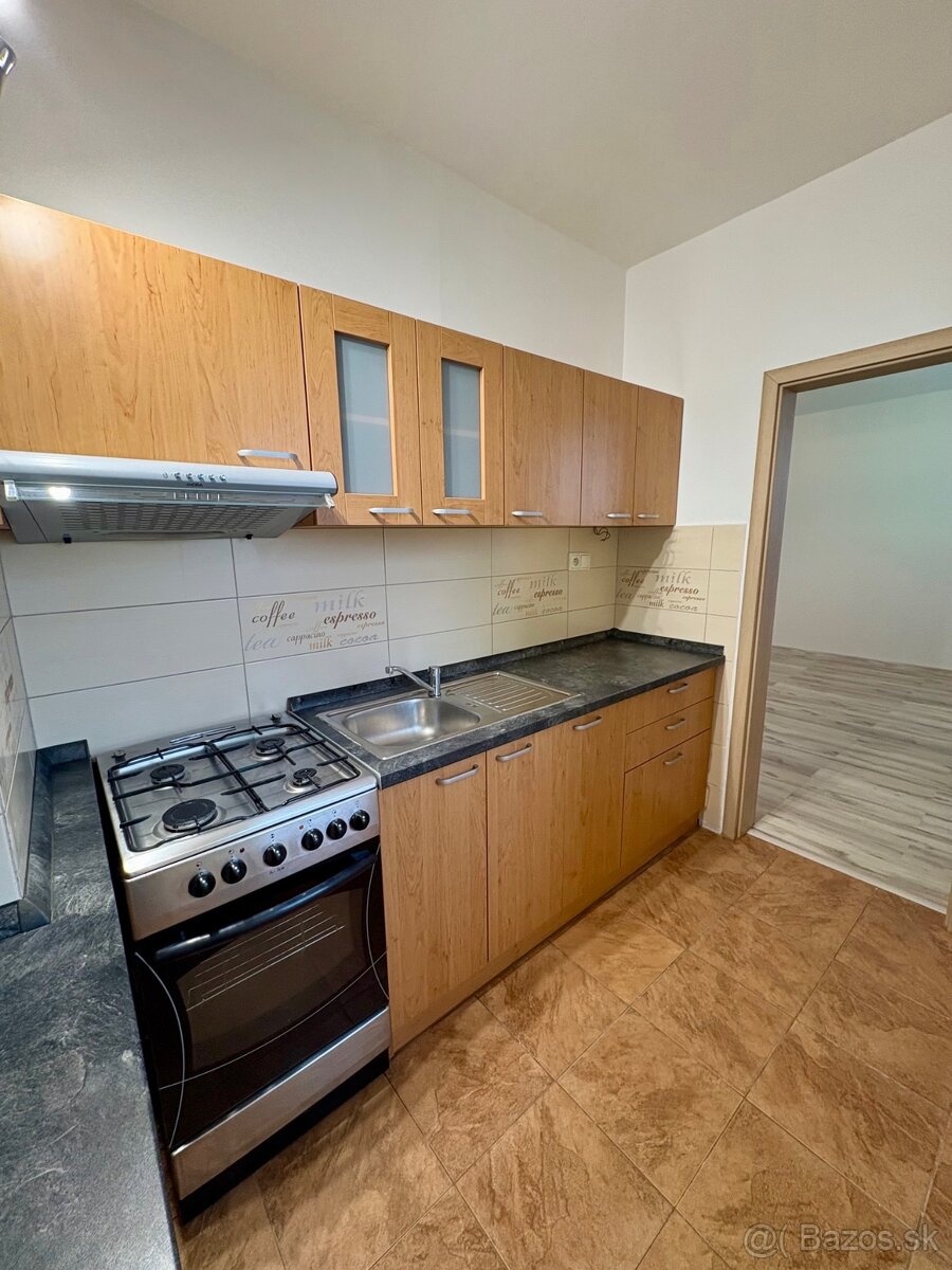 Na prenájom 1izbový byt ul. Pod Papierňou 57, Bardejov - 6