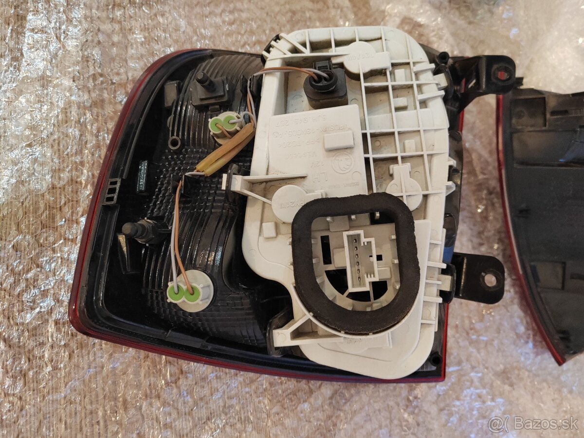 Škoda Rapid zadné svetlá - 6