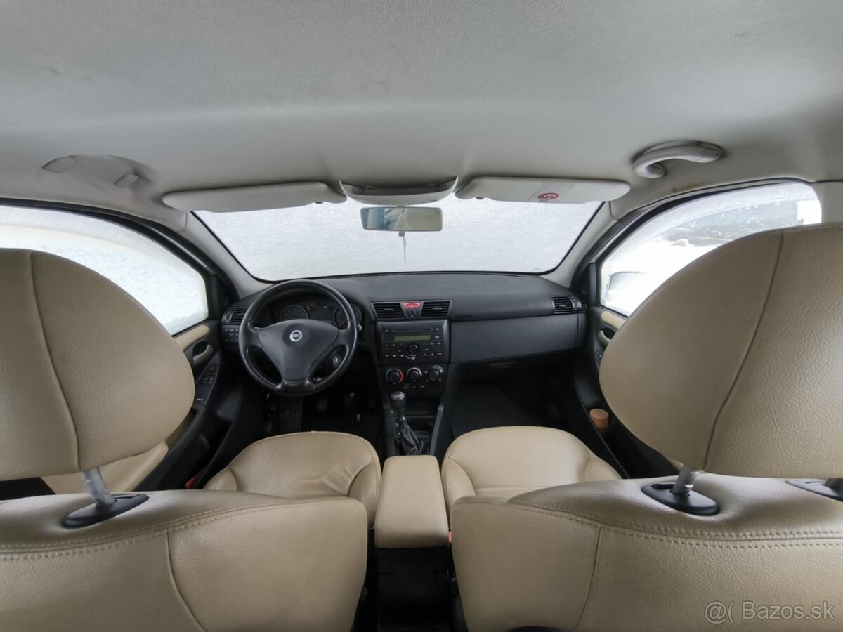 Predám Fiat Stilo 1.6 - 6