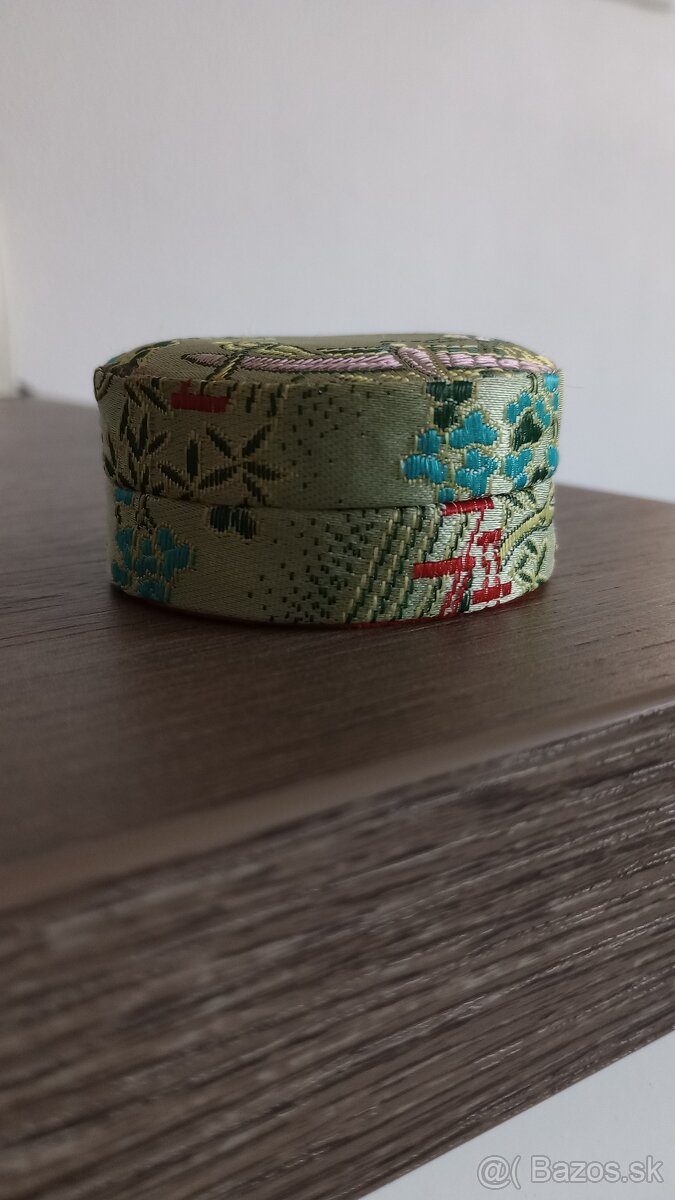 Stará vintage šperkovnička - 6