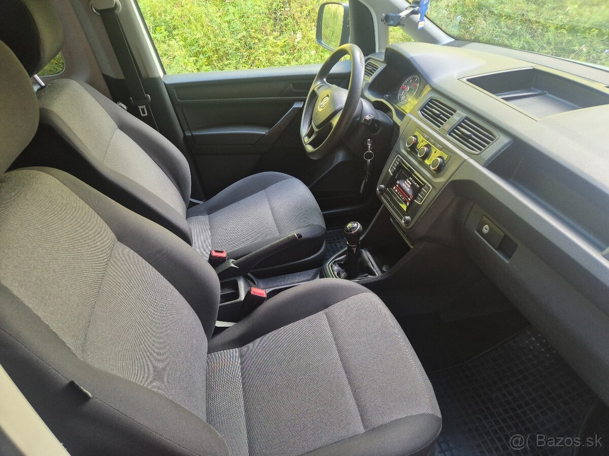 VW Caddy 2.0 TDI 4Motion – 2018 4x4 - 6