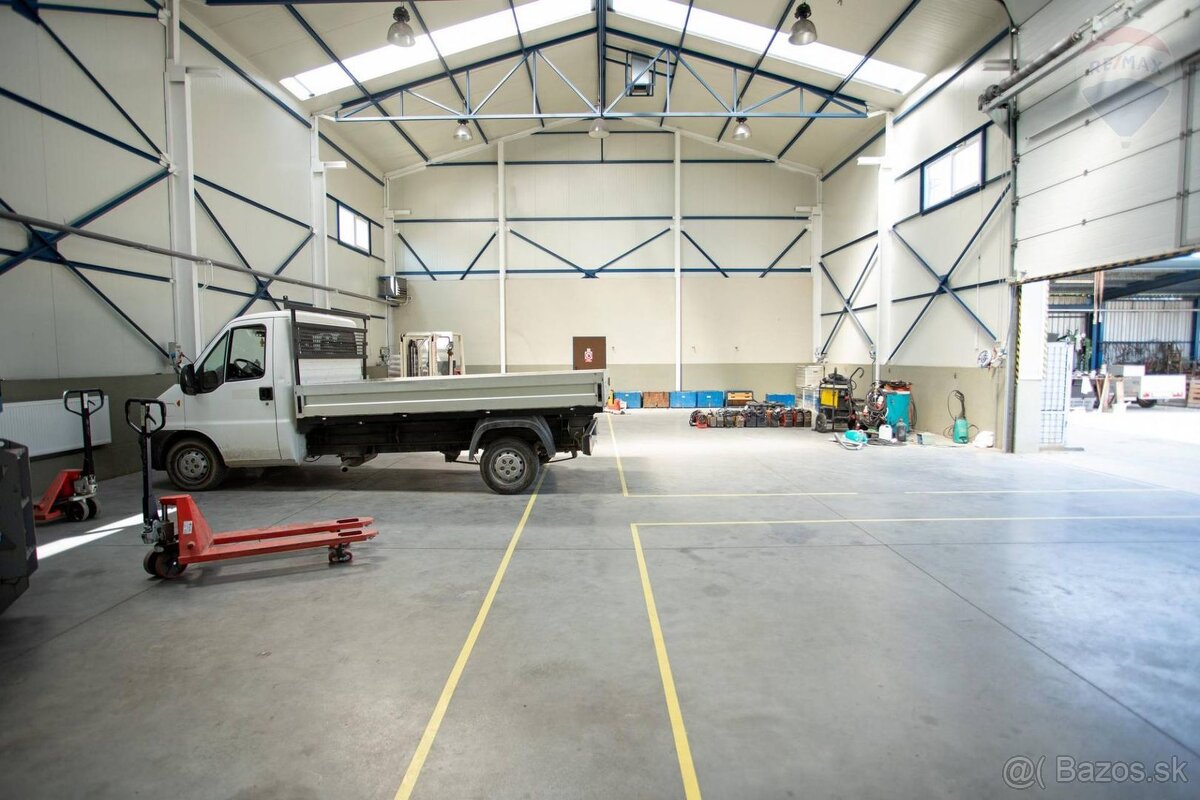 Na predaj moderná hala s administratívnym a sociálnym zázemí - 6