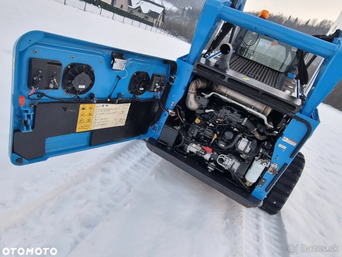 Pásový nakladač Bobcat T770 s nosnosťou 2,5 tony. Americký v - 6