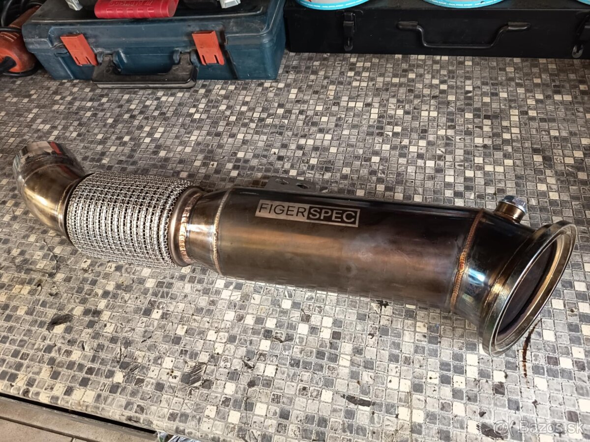 Downpipe BMW G30 G31 540i - 6