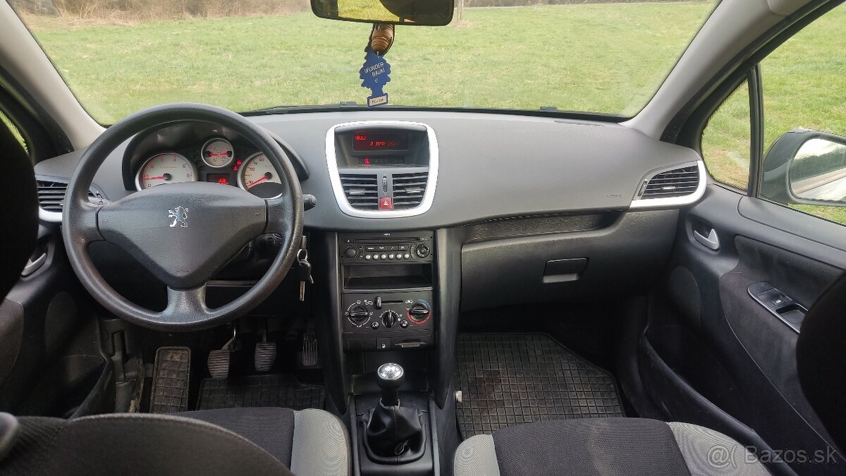 Peugeot 207 sw 1.4Vti - 6