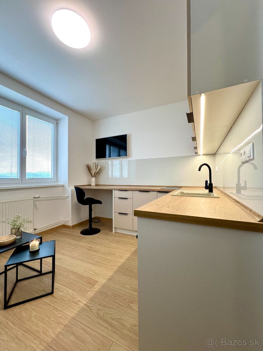 REZERVOVANÉ Exkluzívny byt, garsónka NMnV so záhradkou - 6