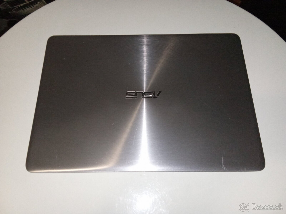 Asus ZENBOOK 14" fullHD | i3 | 4GB RAM | 128GB ssd - 6