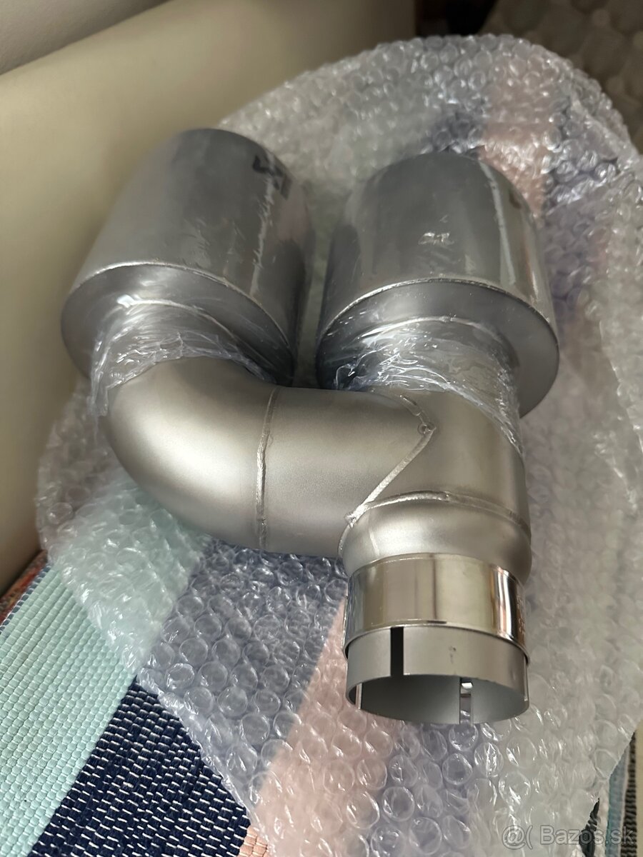 Koncovky výfuku golf 7 R Variant - 6