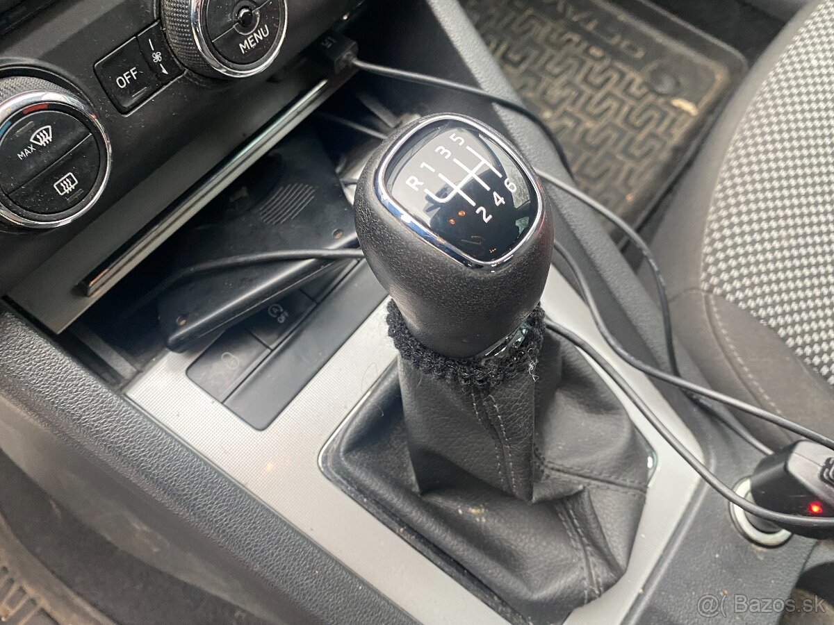 Škoda Octavia Combi - 6