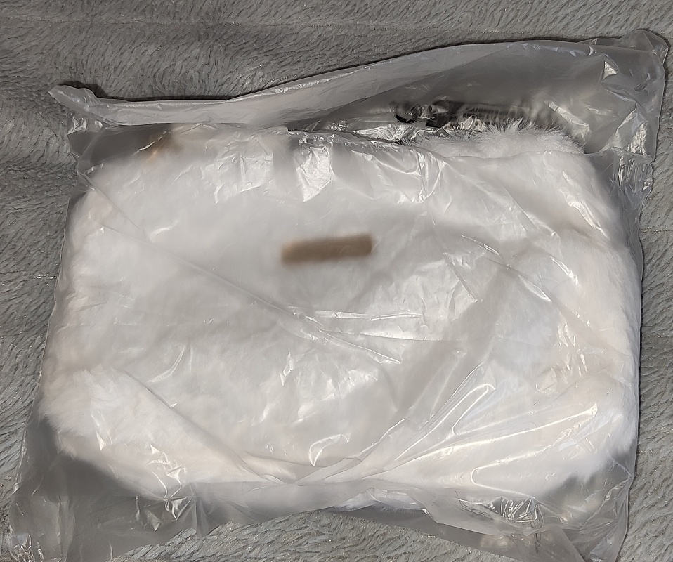 malá biela chlpatková - 6