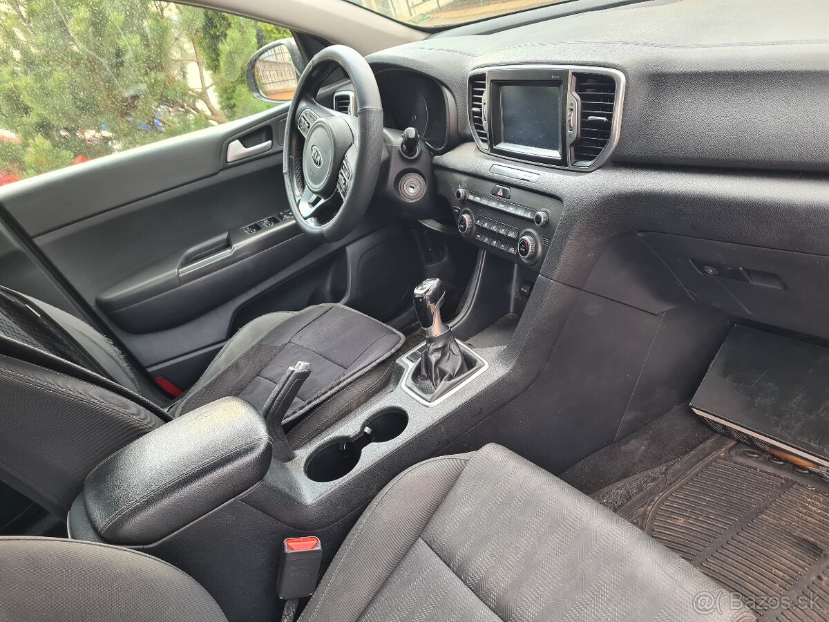 Kia Sportage 1,7crdi rok 2017 - 6