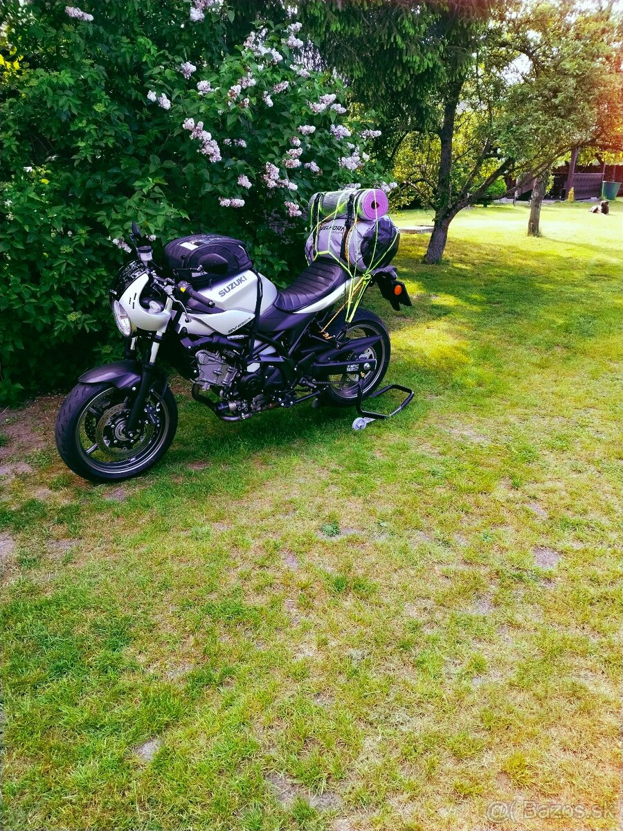 Suzuki SV650X - 6