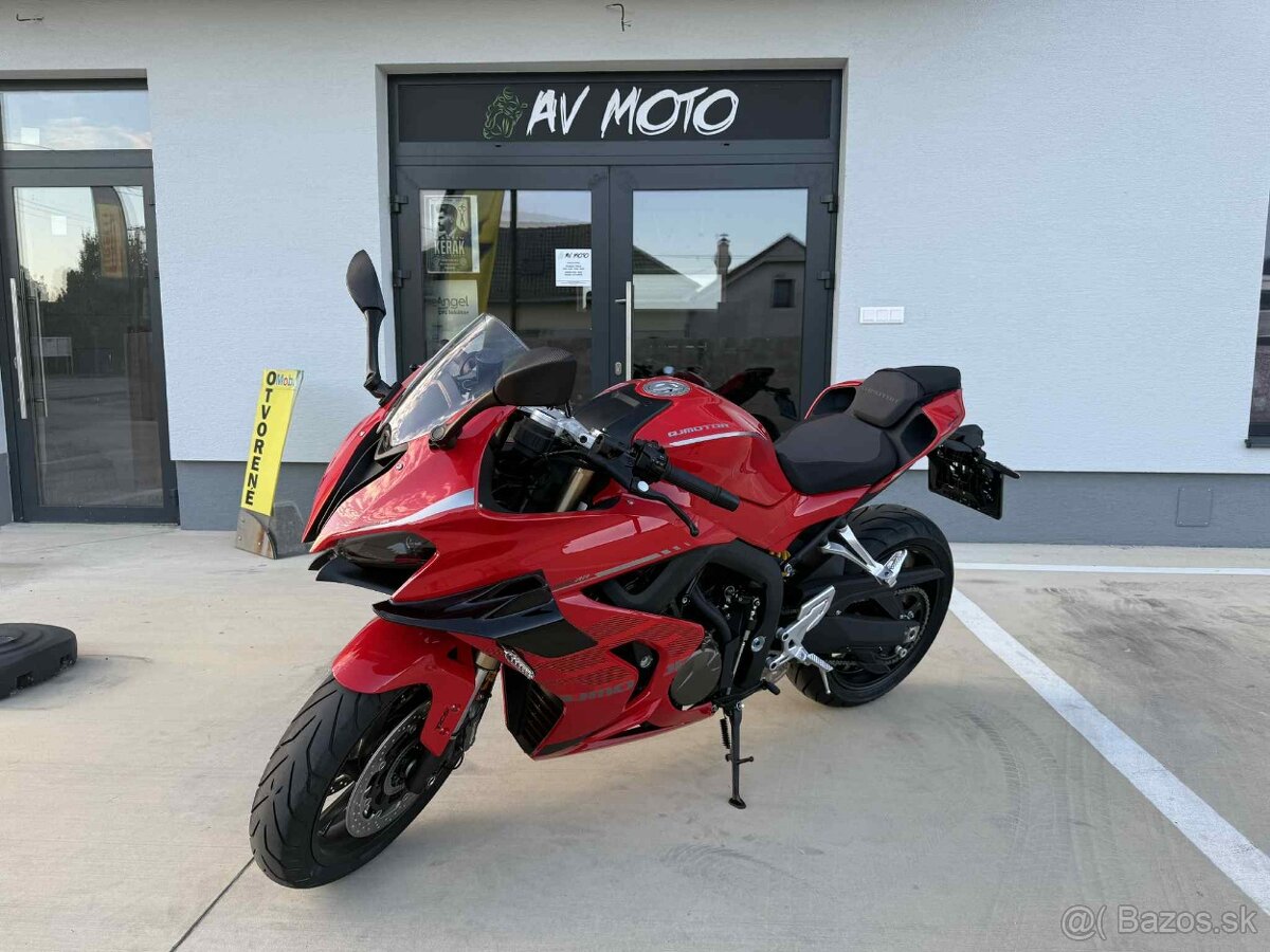 QJ MOTOR SRK800RR - PREDANÁ - 6