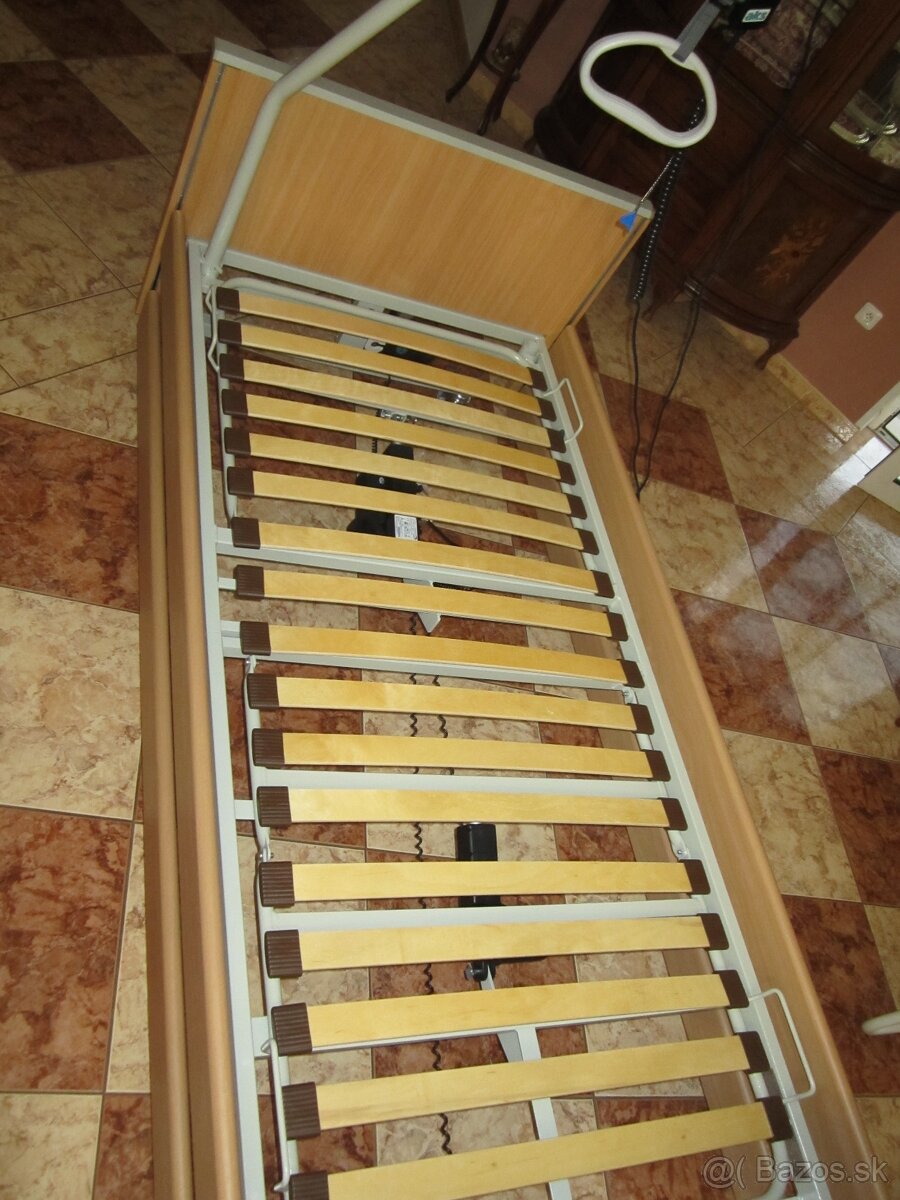 Polohovateľná elektrická posteľ - AKS - 6