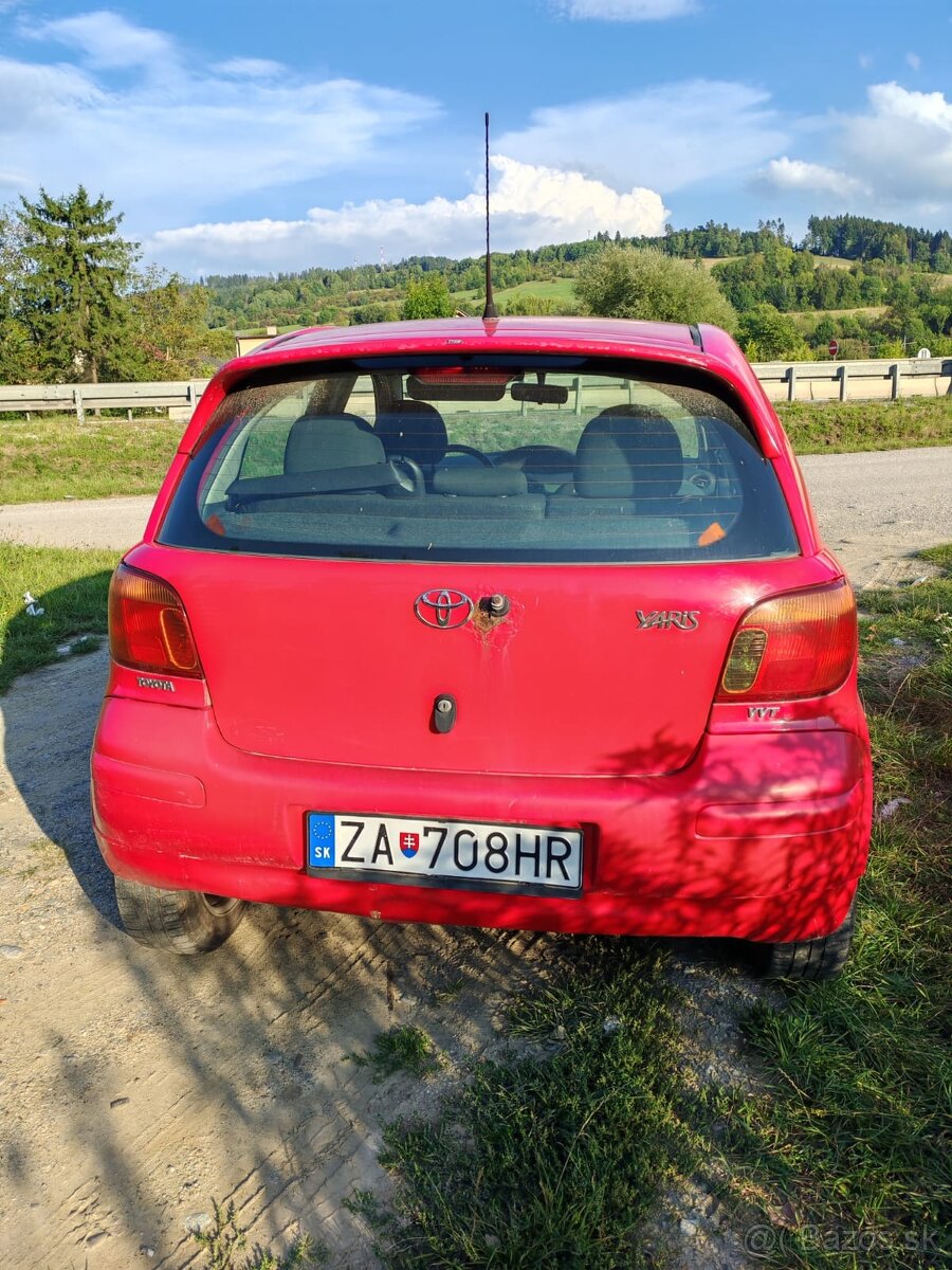 Toyota Yaris 2005, 1.3, benzin - 6