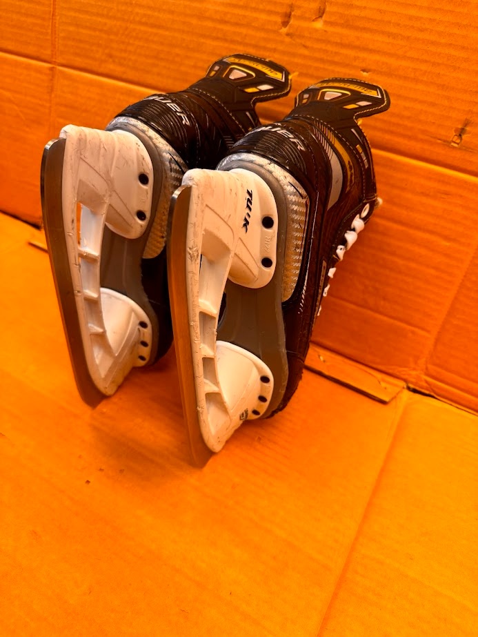 BRUSLE BAUER SUPREME S 35 vel. 35/2 D - 6