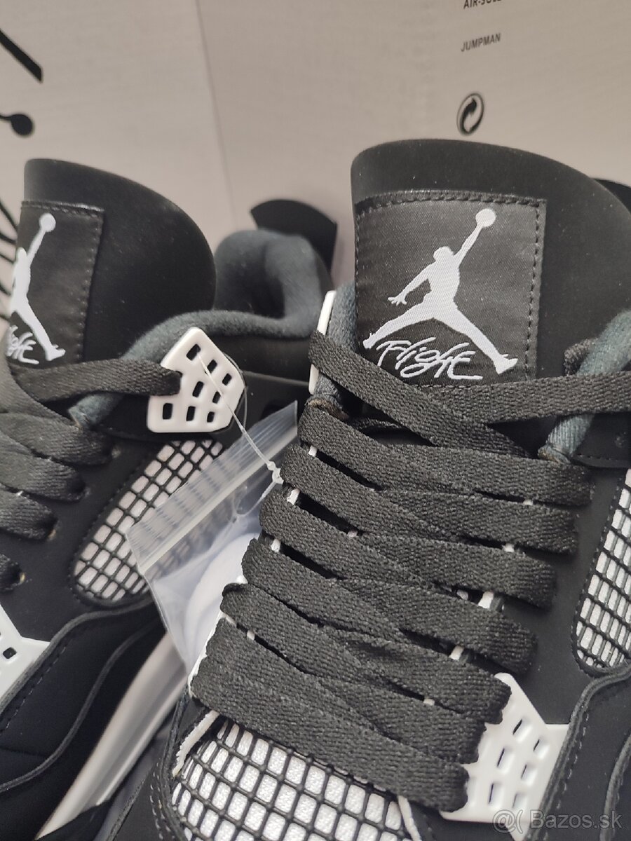 Air Jordan 4 Retro Thunder White - 6